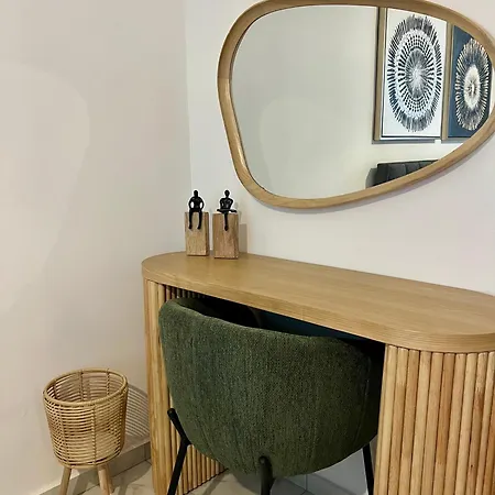 Fatcow Ultra Apartment Larnaca